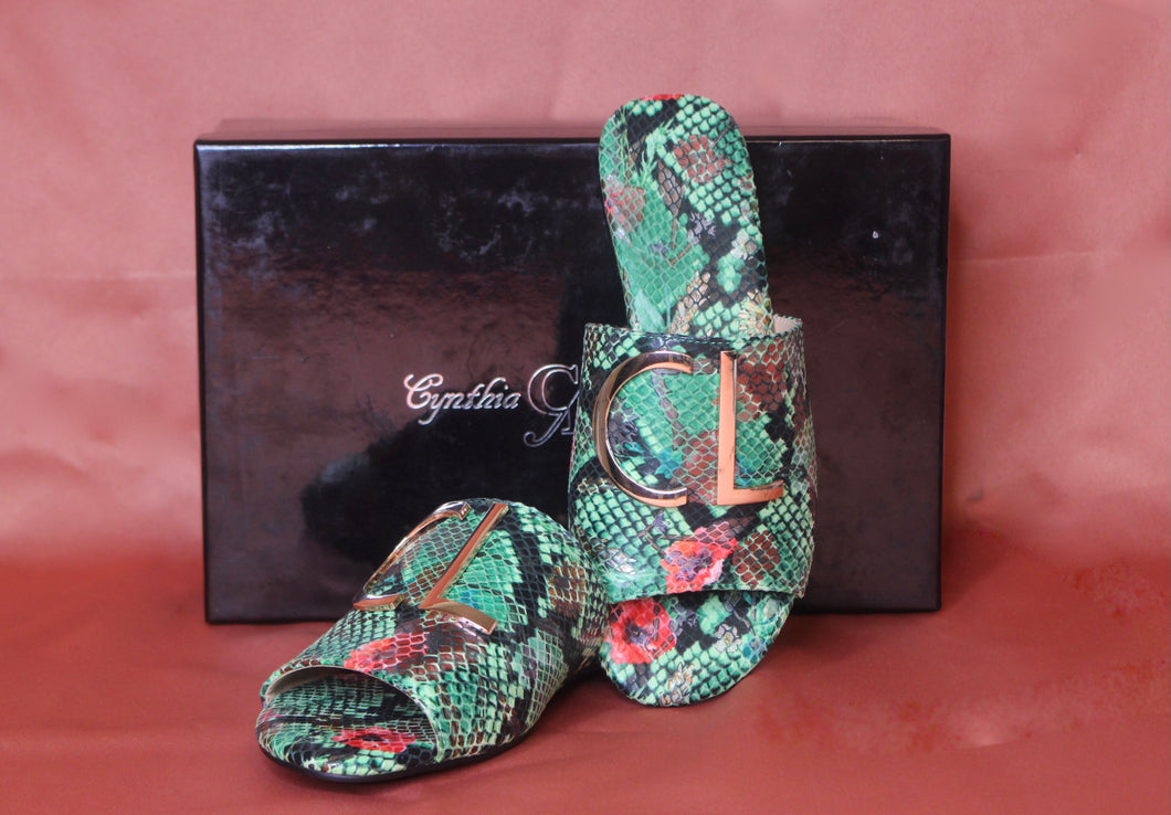 CL Flat (Green Floral)